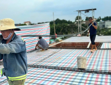 Nhà cổ điển anh Quyết