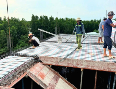 Nhà cổ điển anh Quyết